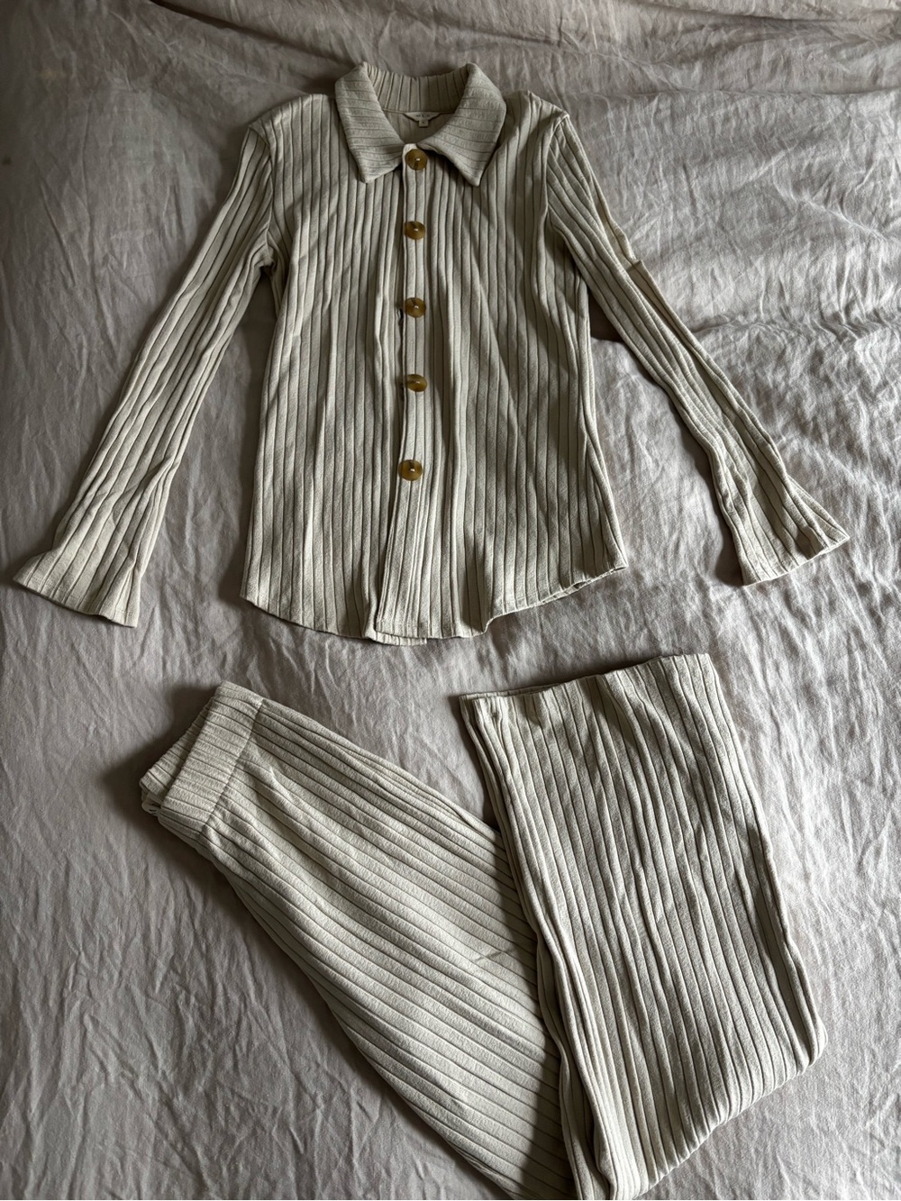 MEA Ribbed Two-Piece Set in Cream/Ivory